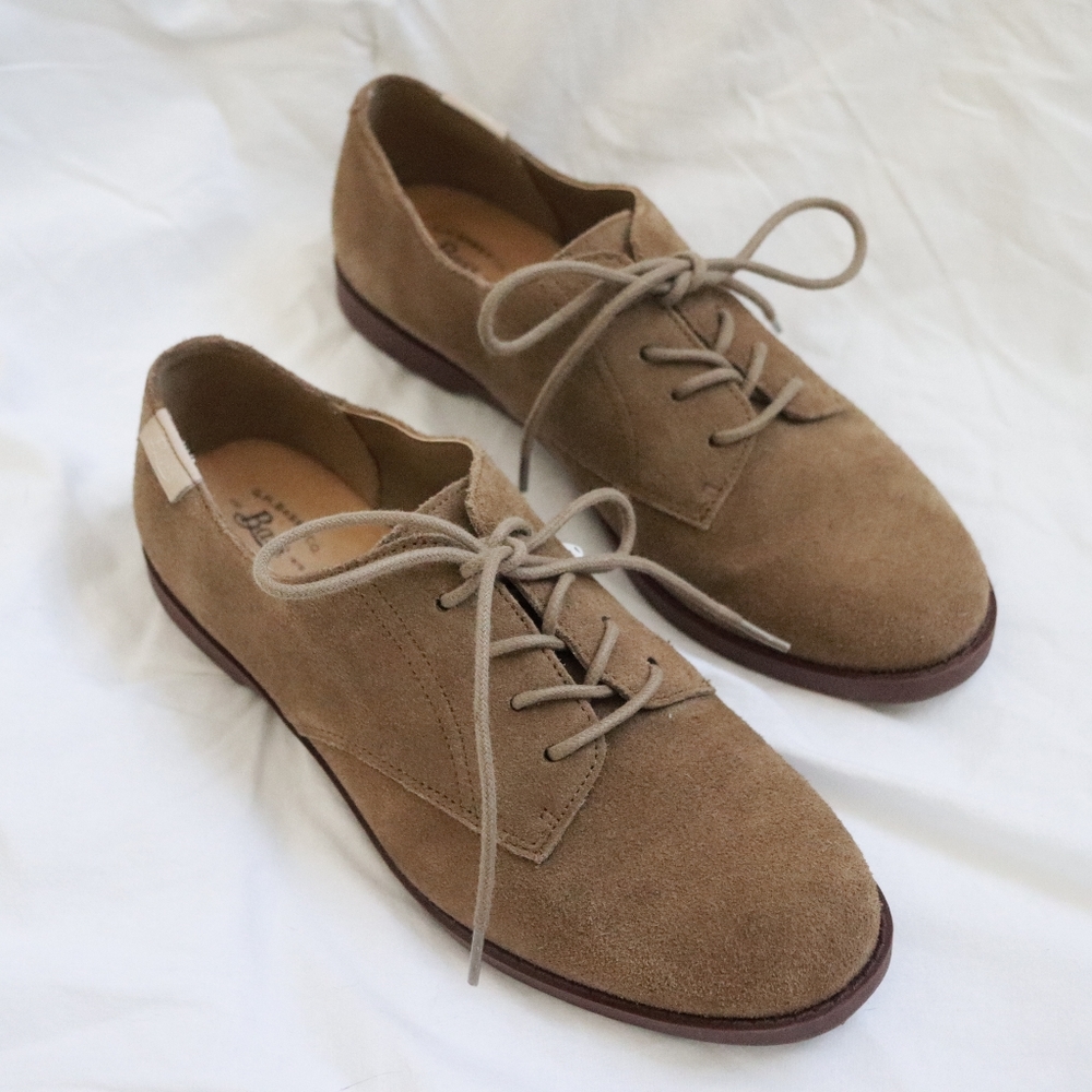 G.H. Bass and Co. Oxford Style Shoes, Womens 7.5M, Tan